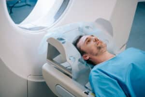 Wie lange dauert ein CT eigentlich?