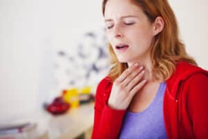 Halsschmerzen ohne Erkältung