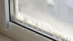 Nasse Fenster trotz lüften und heizen? Schwitzende Fenster müssen nicht sein.
