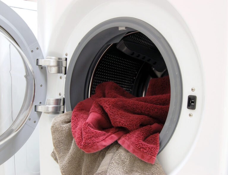 Taschentuch mitgewaschen Was tun? Tipps und Tricks