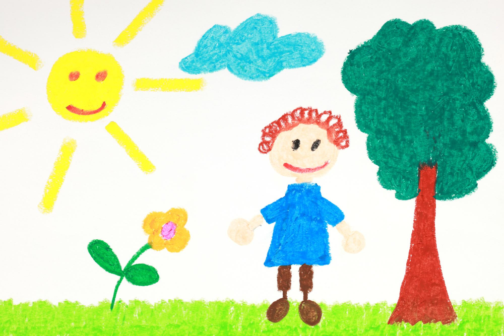 Kindliche Zeichnung mit Sonne, Wolke, Baum, Blume und lachender Person im blauen Kleid auf Graswiese.