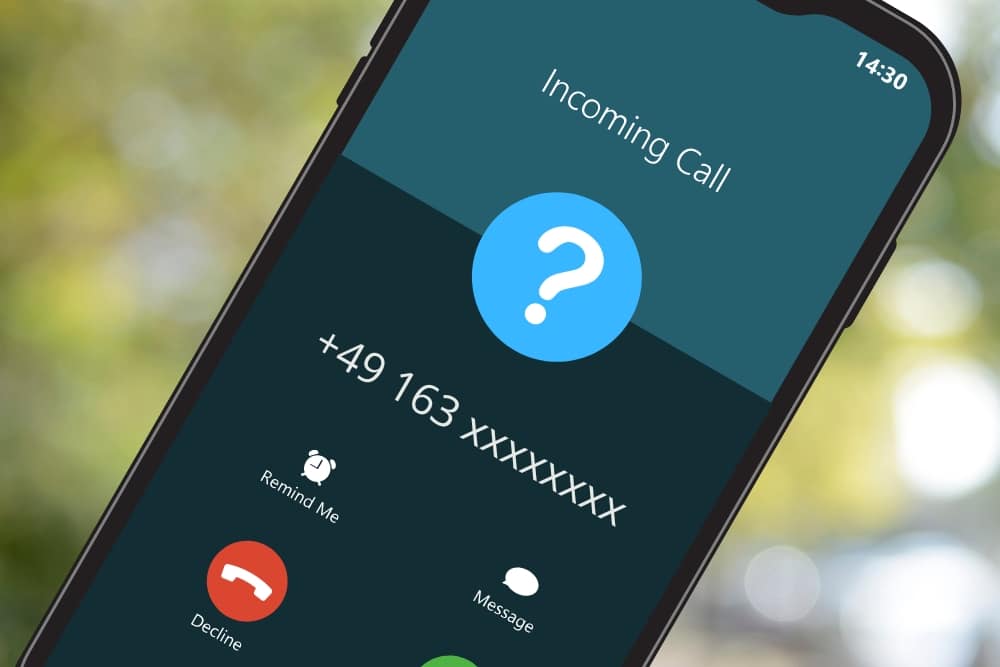 Unbekannte Telefonnummer ruft auf dem Smartphone an